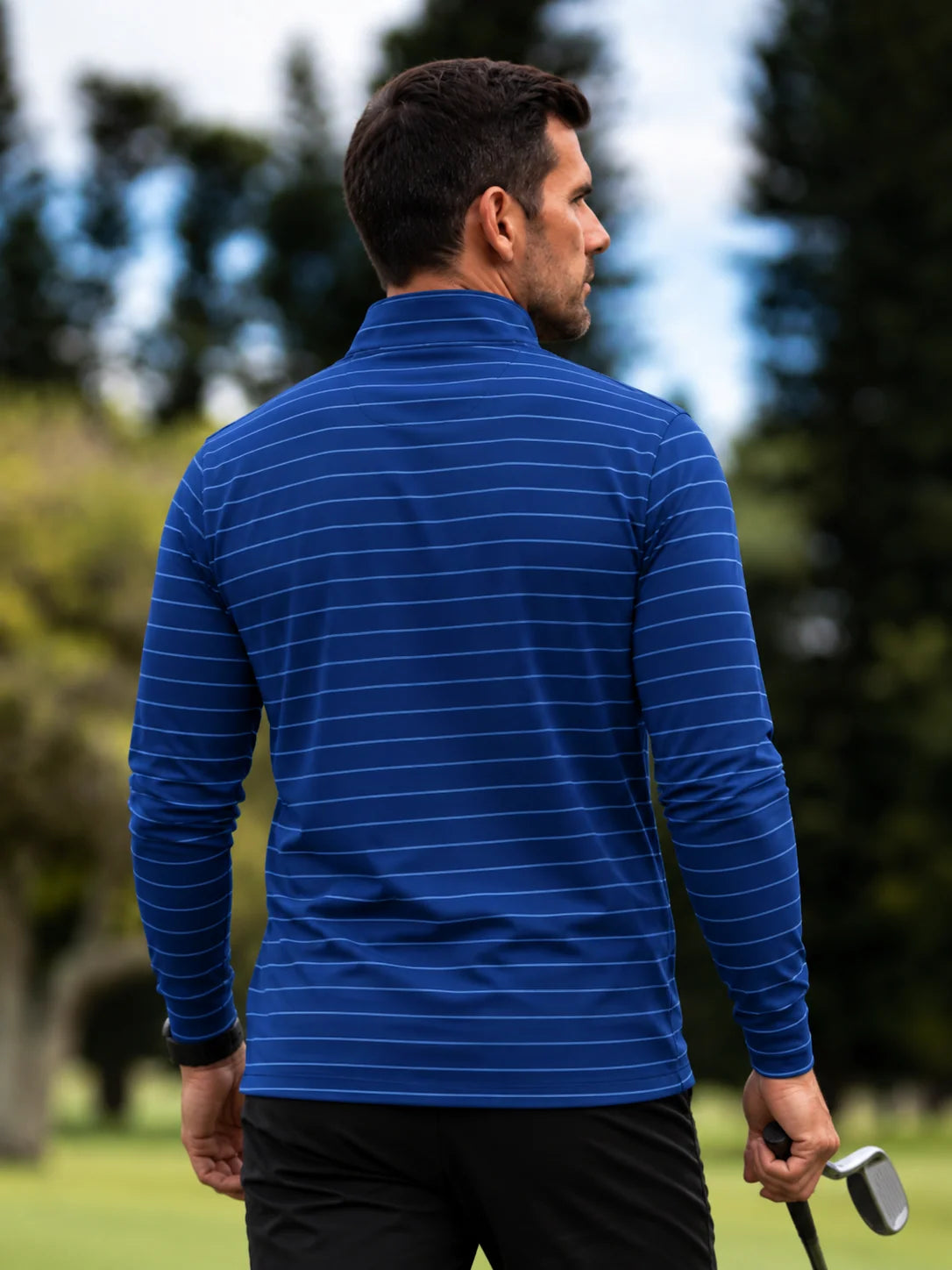 Königsblauer Performance-Quarter-Zip-Pullover mit feinem Streifenmuster
